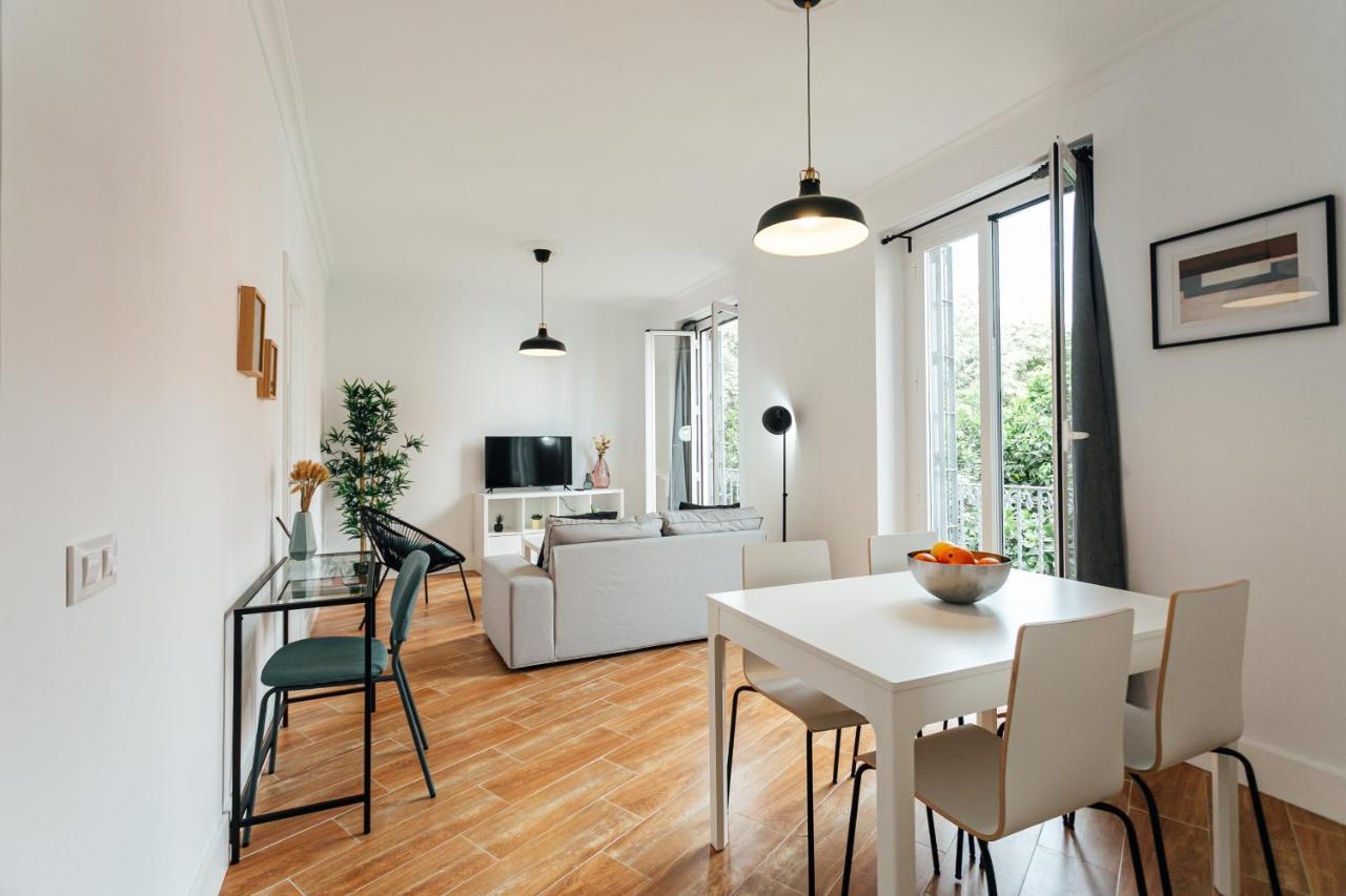Alohamundi Peral Apartment เซบีญา ภายนอก รูปภาพ