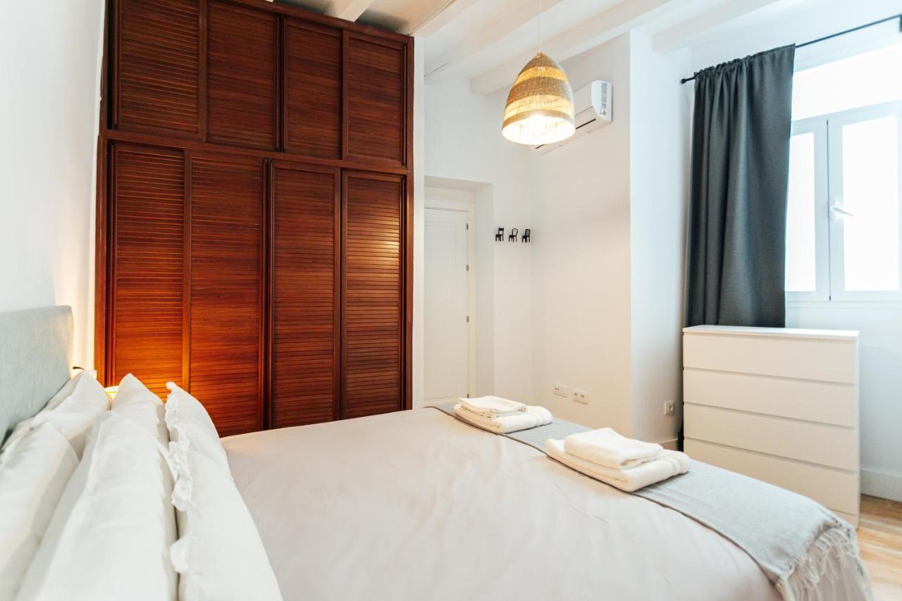Alohamundi Peral Apartment เซบีญา ภายนอก รูปภาพ