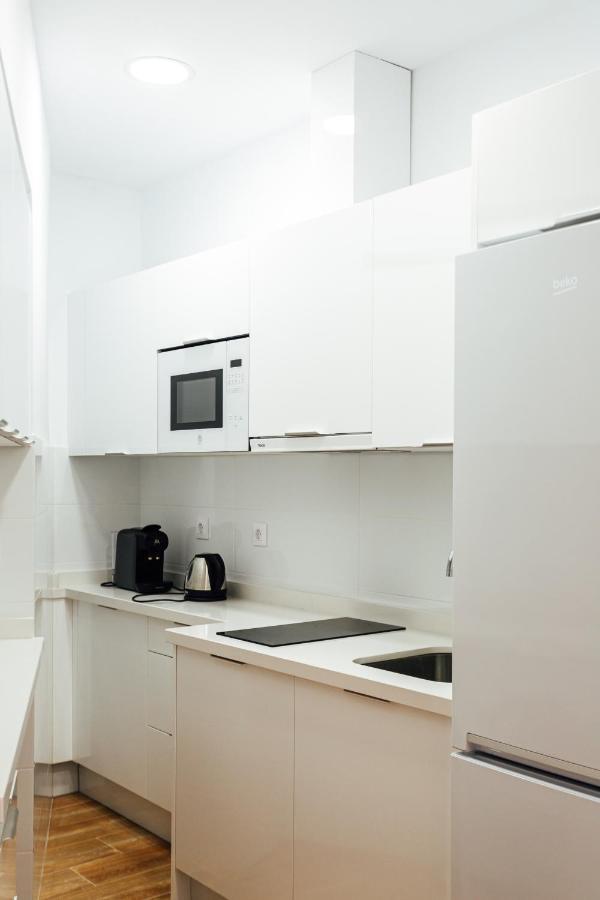 Alohamundi Peral Apartment เซบีญา ภายนอก รูปภาพ
