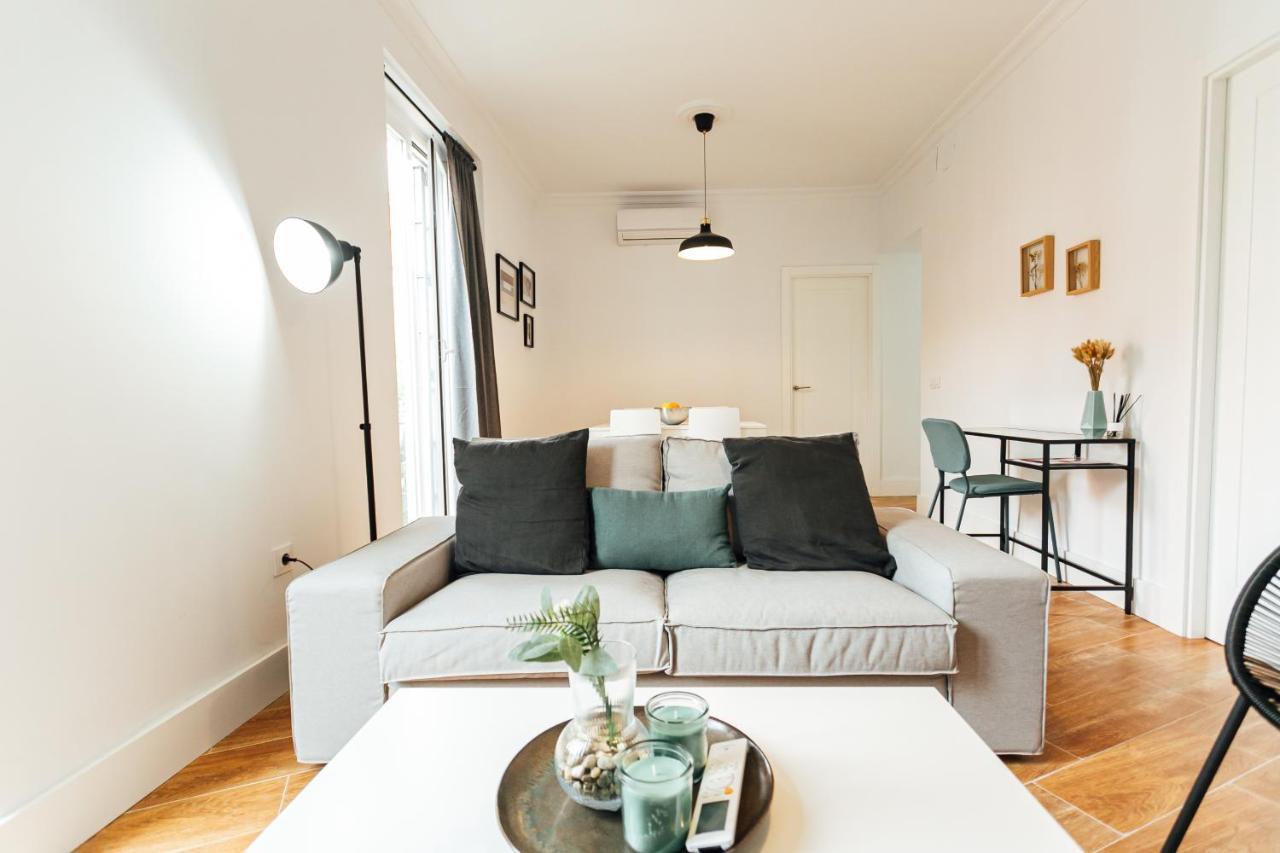 Alohamundi Peral Apartment เซบีญา ภายนอก รูปภาพ
